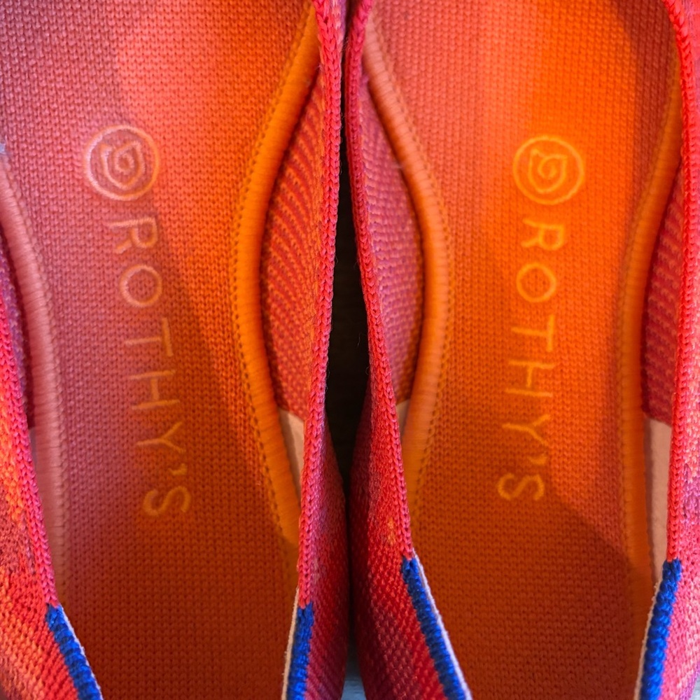 Rothy's The Flat Red Botanicamo Retired Size 6 - Picture 9 of 11